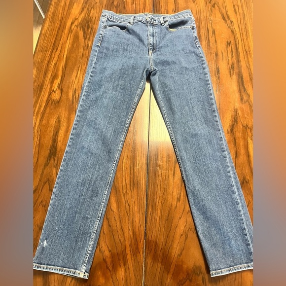 Rag & bone size 30 
Distressed straight leg - Picture 1 of 6